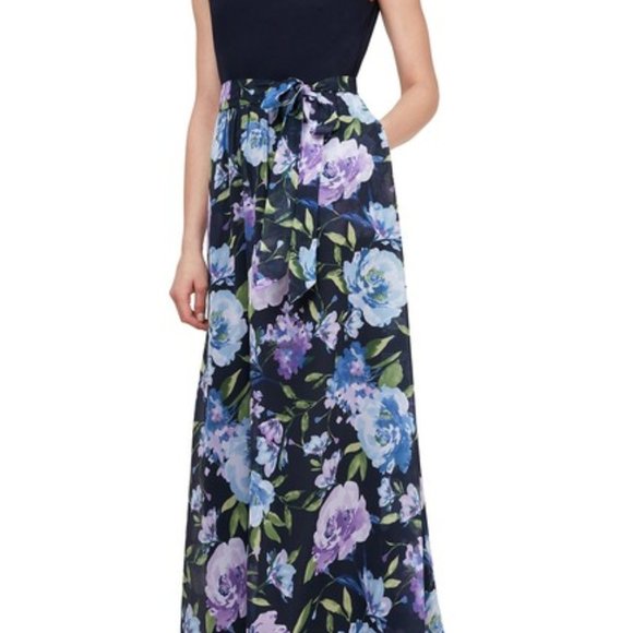 SLNY Floral Skirt Ruffle knit contrast Maxi Dress